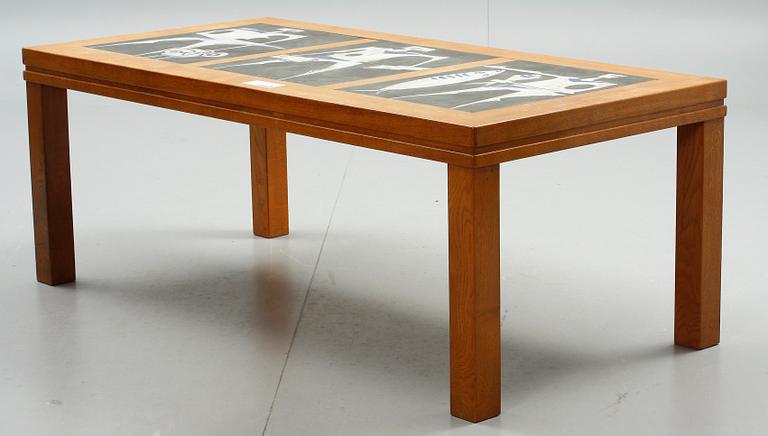 ÅKE HOLM, bord med stengodsinläggningar, sign, Höganäs, 1960-tal.