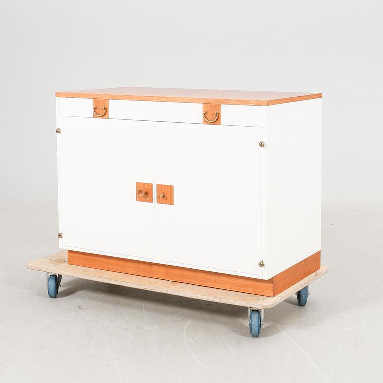 A Josef frank mahogany lower part of bookshelf model nr 2255 form Svenskt Tenn.