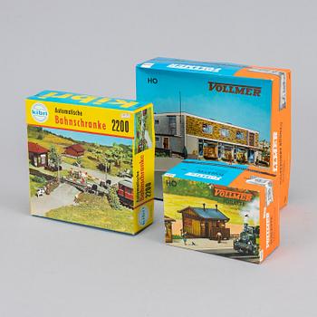 Märklin, a large collection of locomotives, wagons and accessories.