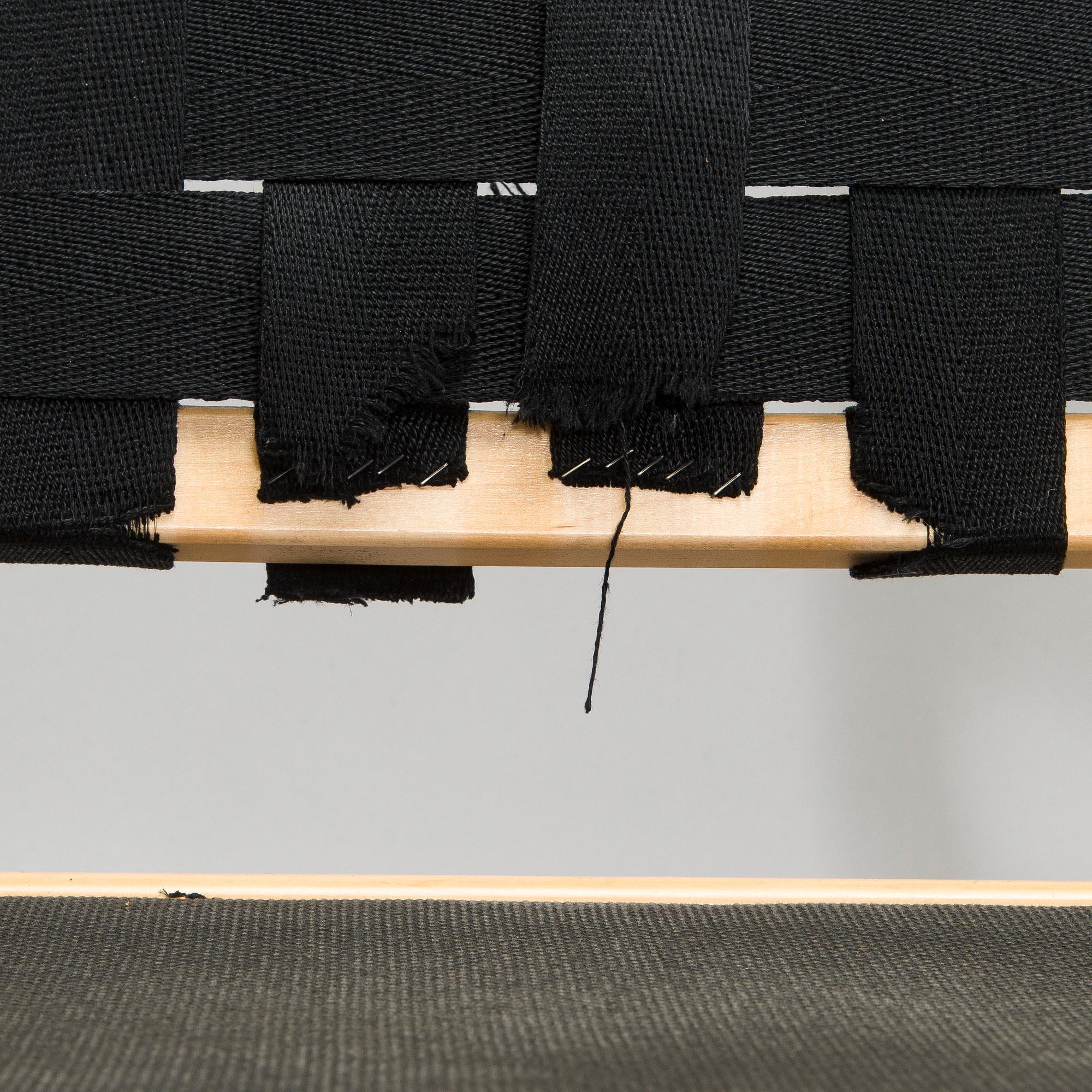 Alvar Aalto, stolar, 4 st, modell 611, Artek 2006.