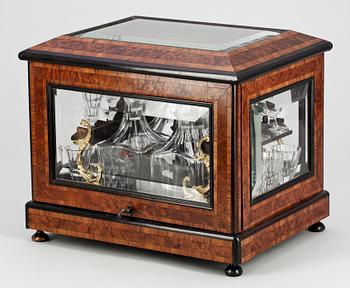 LIKÖRSET I SCHATULL, barockstil, 1900-tal.