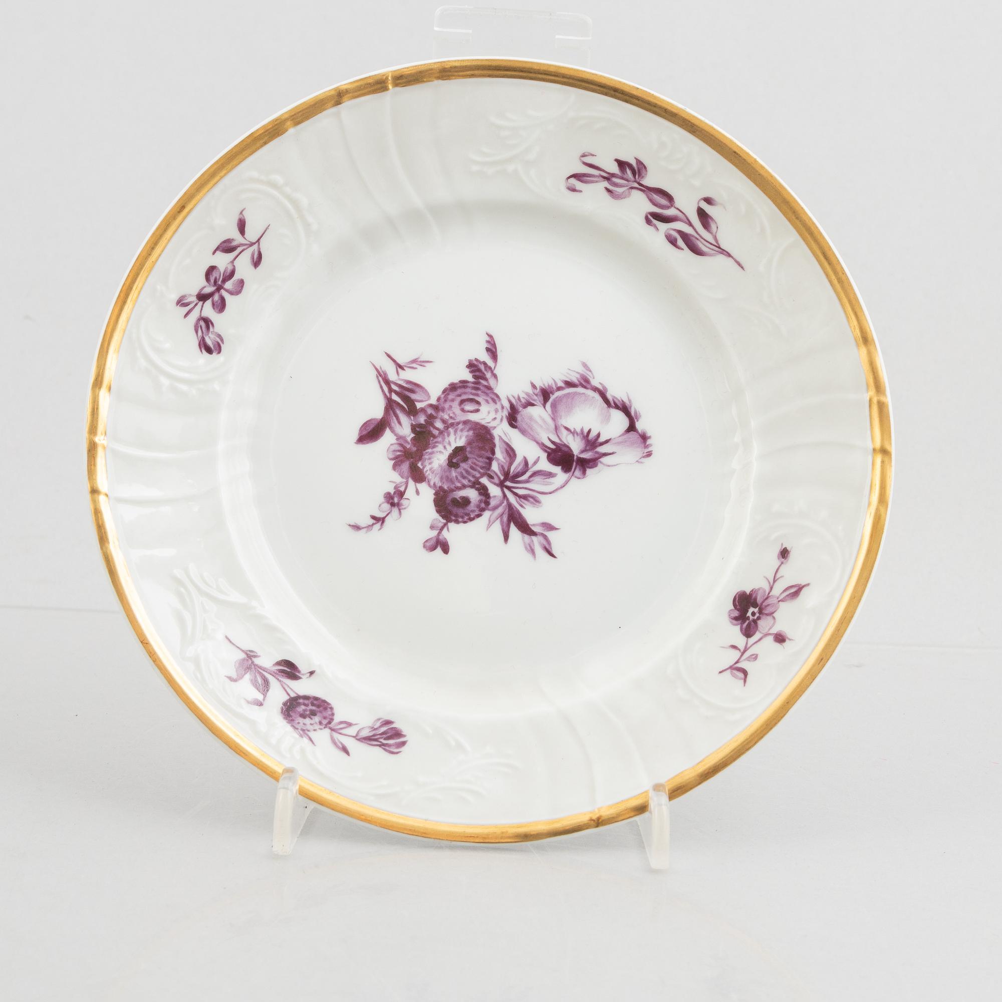 A 61-piece porcelain dinner service, Royal Copenhagen, Denmark, early 20th century.