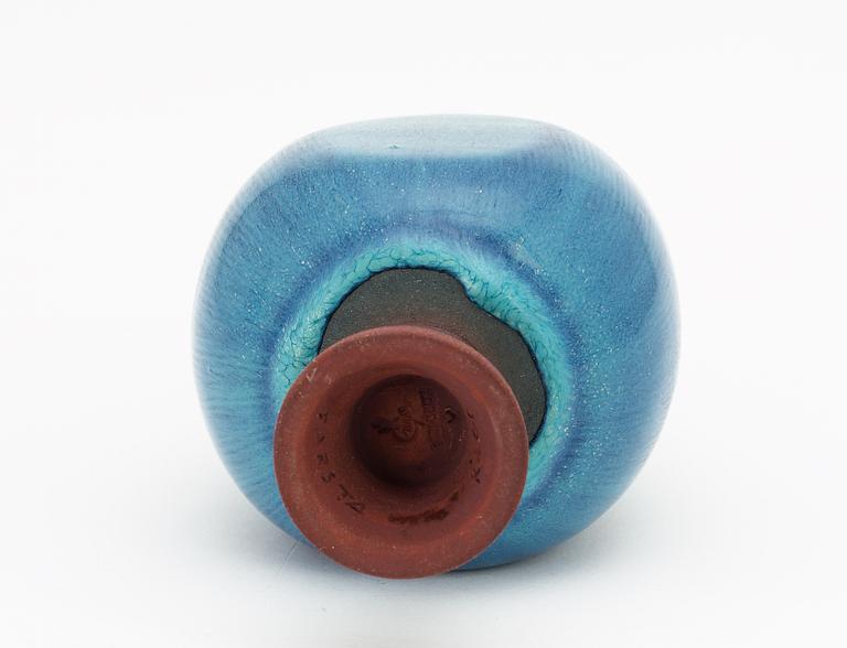 A Wilhelm Kåge 'Farsta' stoneware vase, Gustavsberg studio 1952.