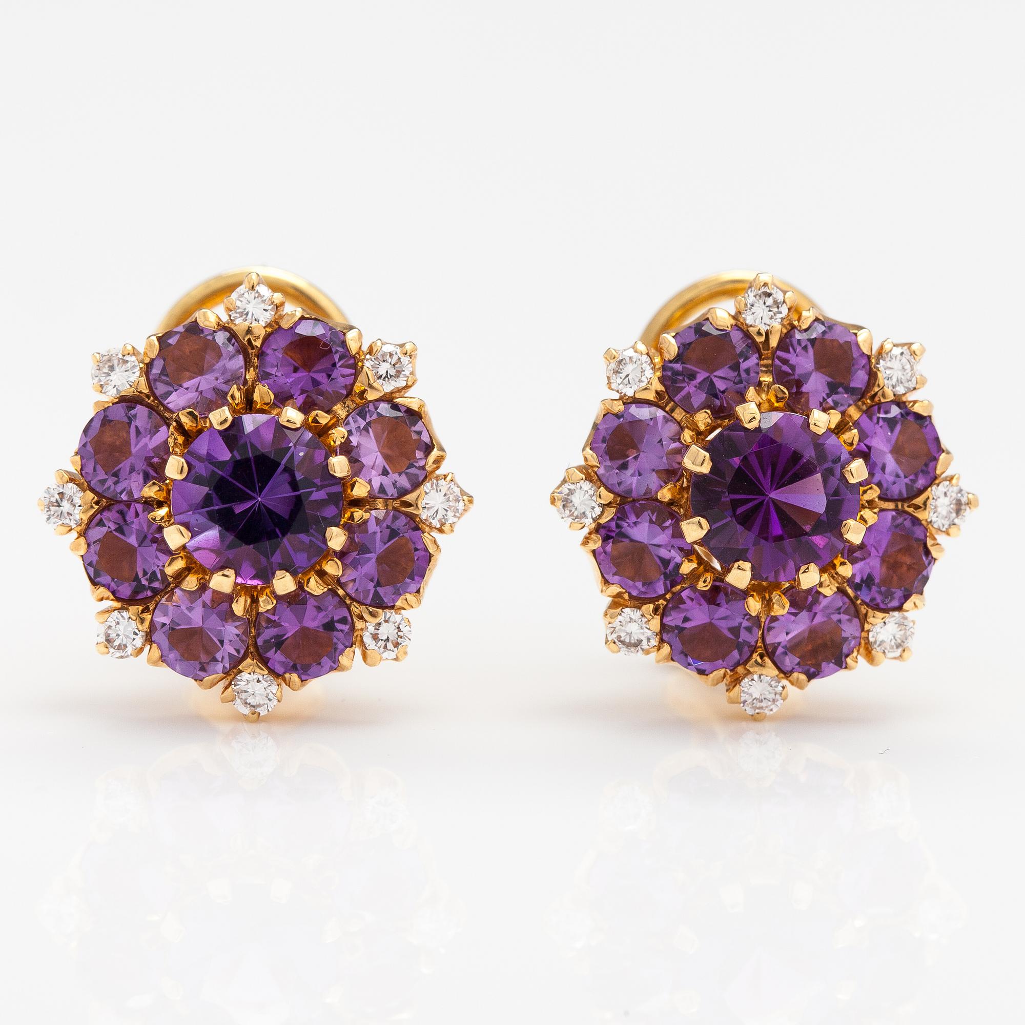 18K gold earrings "Catherine the great" with amethysts and diamonds ca. 0.40 ct in total. Ofelia Jewelry, Helsinki 1998.