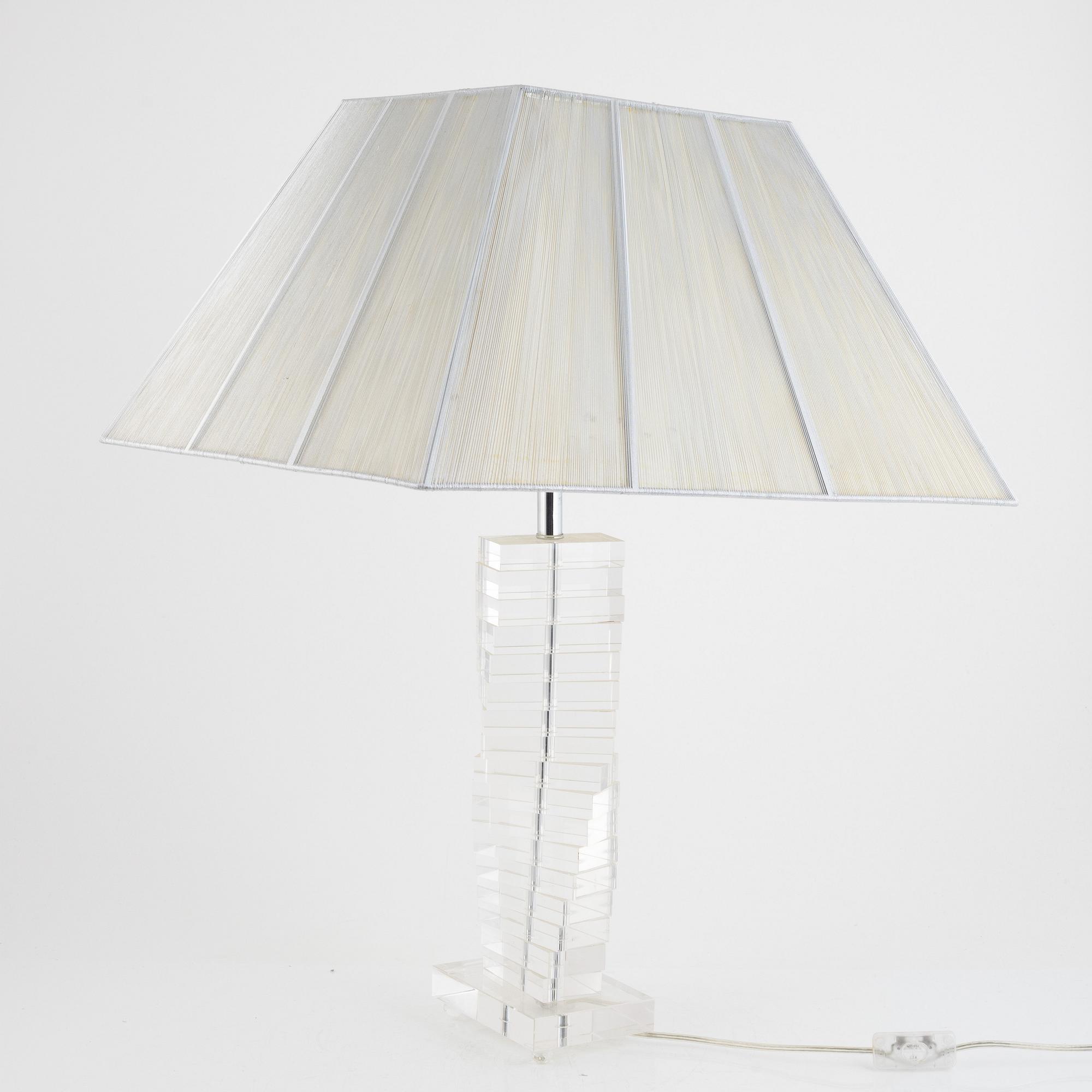 Table lamps, a pair, late 20th century.
