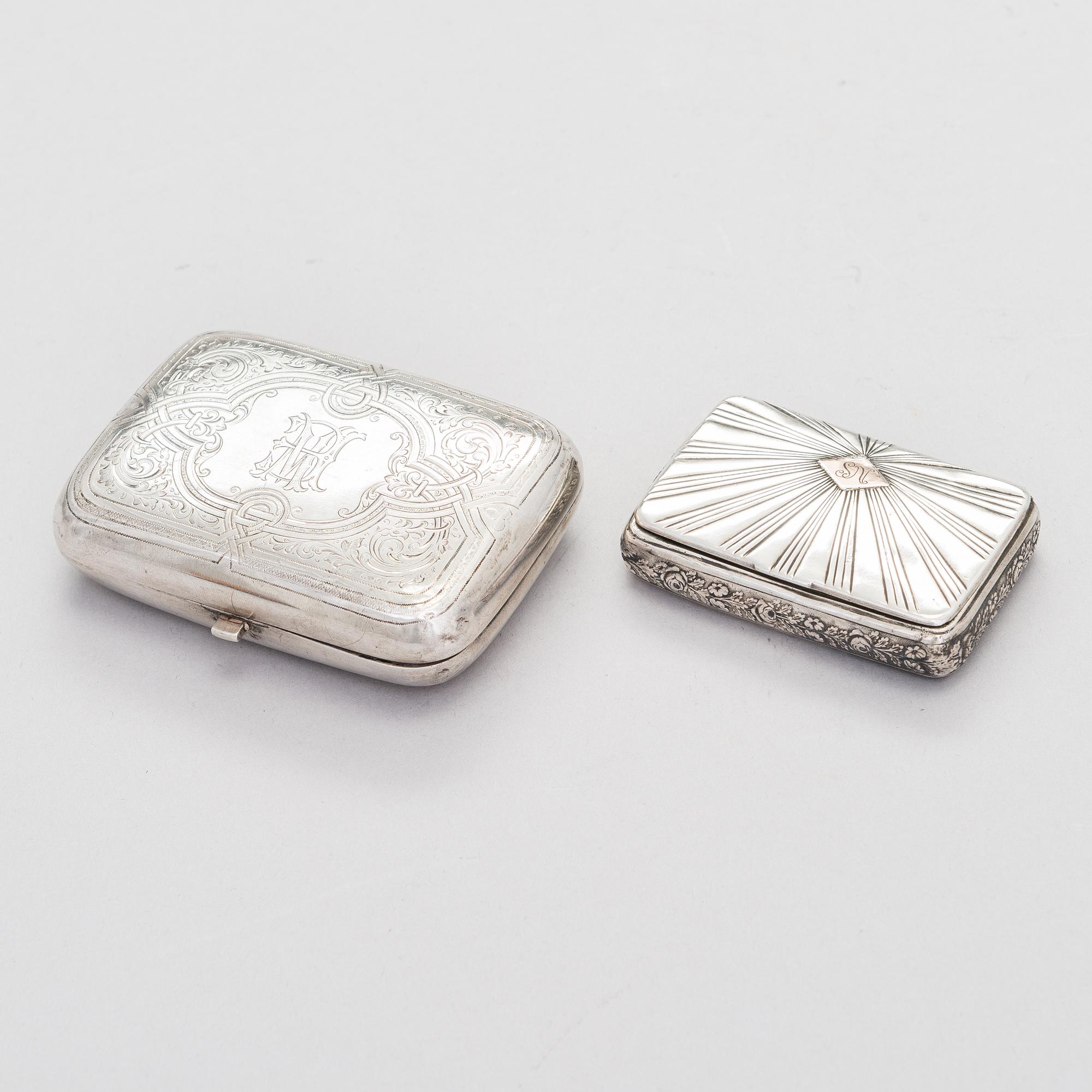 A 19th-century silver box and cigarette case, Gabriel Wahlbäck, Helsinki 1835 and Frans Viktor Lindroos, Kuopio 1892.