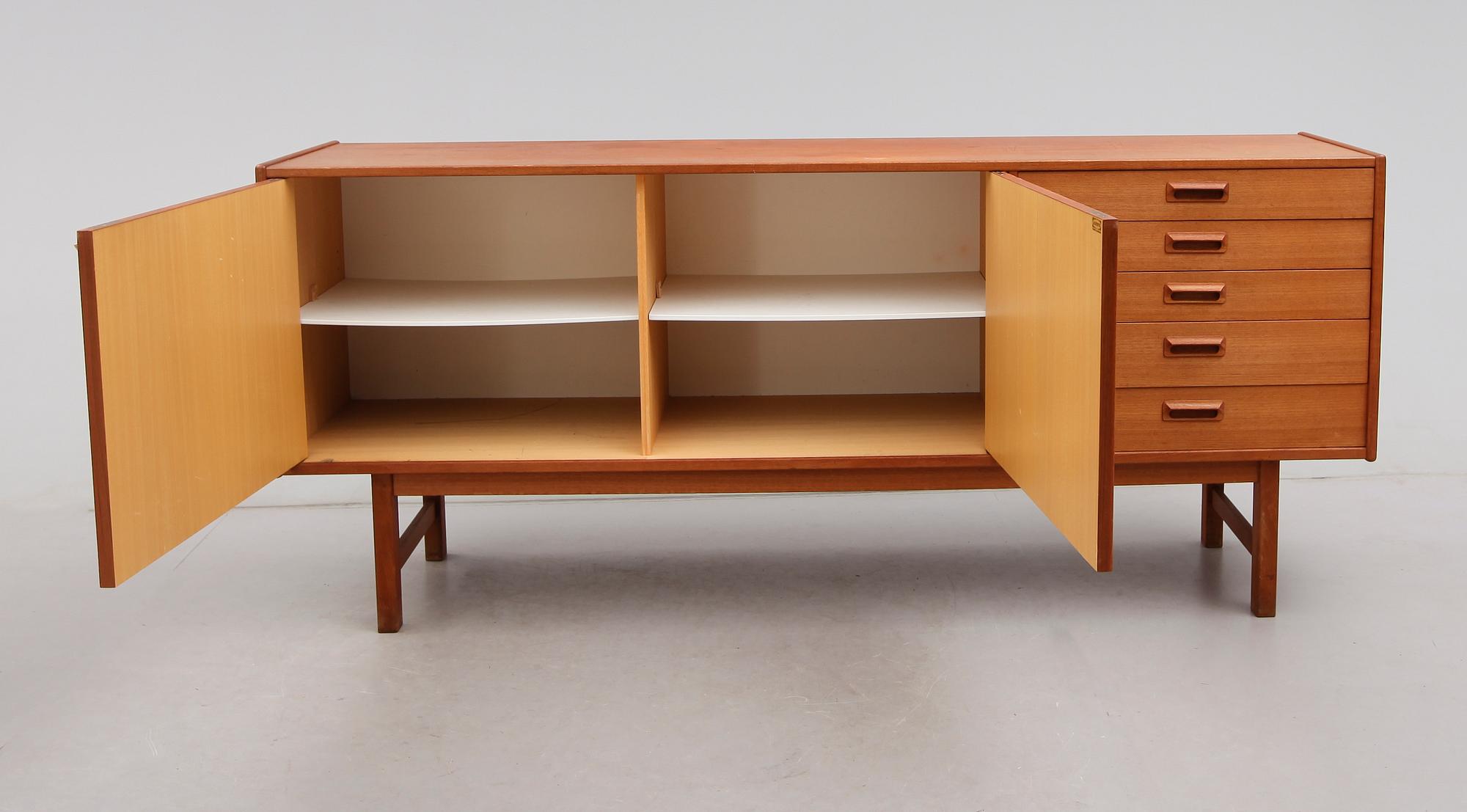 SIDEBOARD, Ulferts, Tibro, 1950-tal.