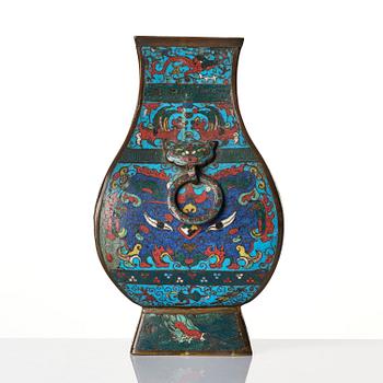Vas, Fanghu, cloisonne. Sen Mingdynasti (1368-1644).
