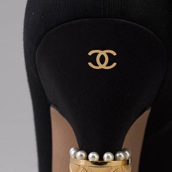 High heels by Chanel, size 39 C.