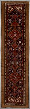 GALLERIMATTA, Hamadan, ca 412 x 114 cm.