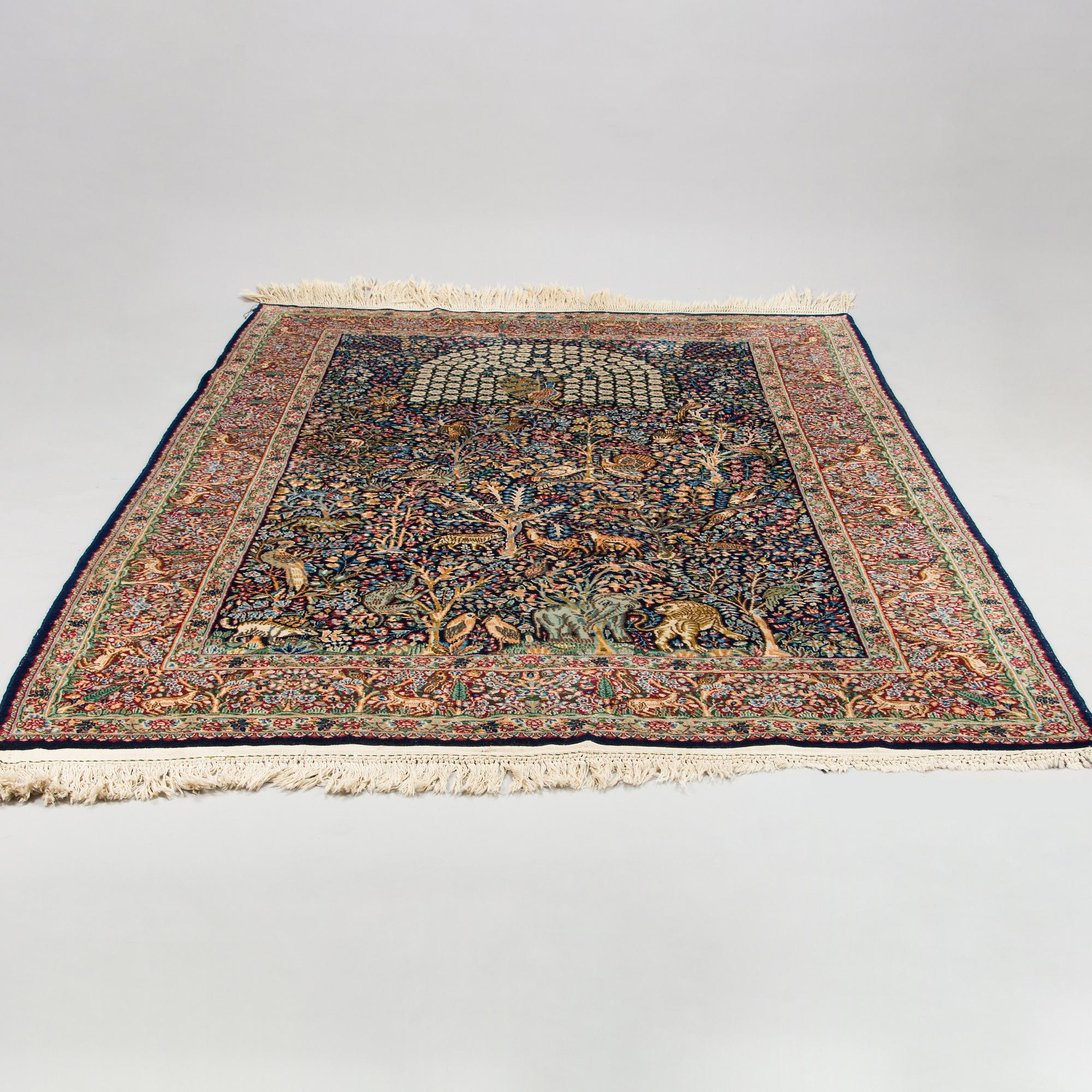 Matta, Kirman-Rawar Millefleur. 175 x 275 cm.