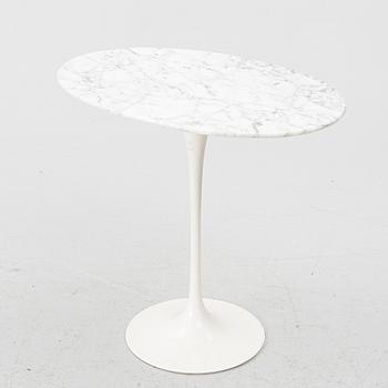 Eero Saarinen, Soffbord/sidobord, "Tulip", Knoll International.