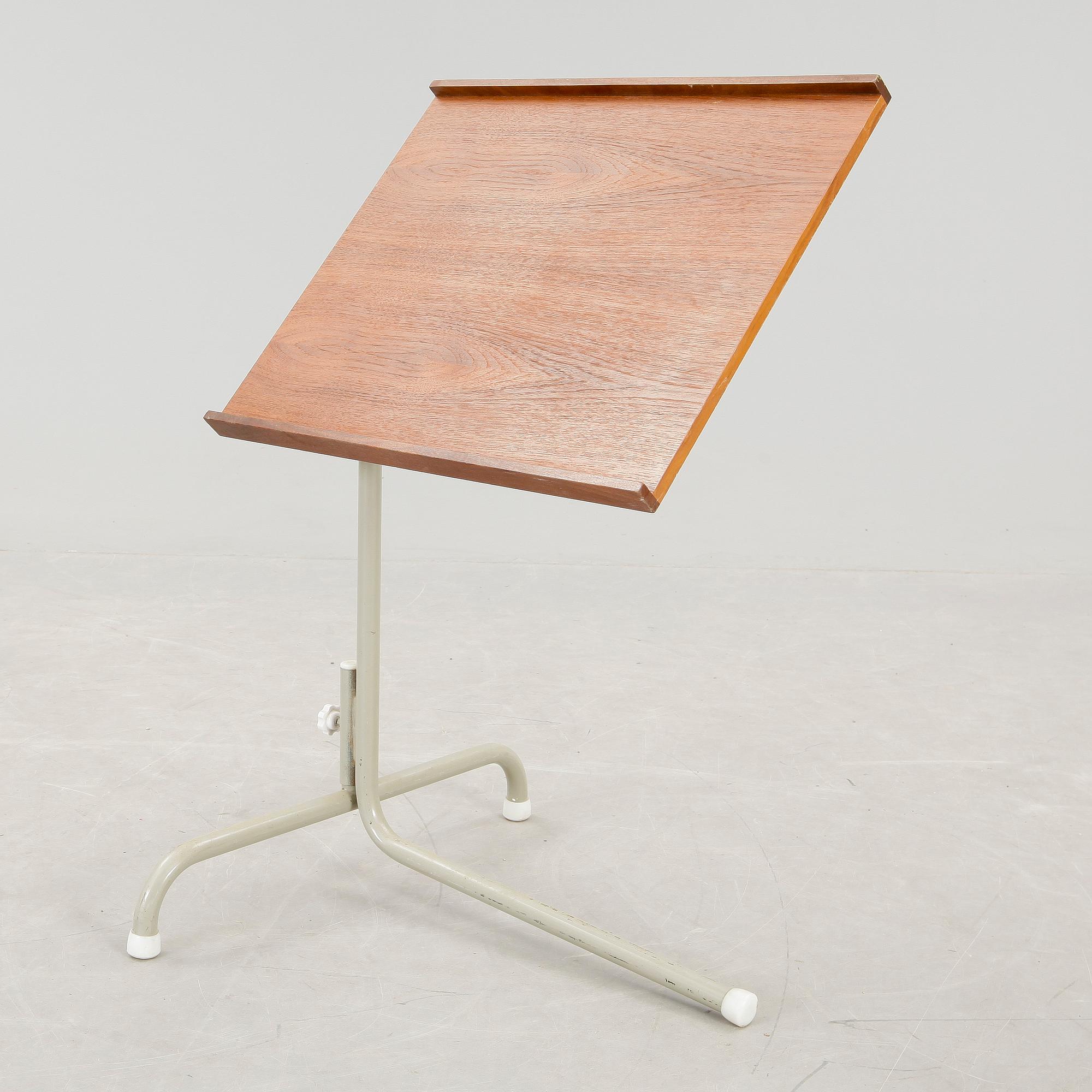 LÄSBORD, Nimas, Tranås, 1900-talets mitt, brännmärkt.