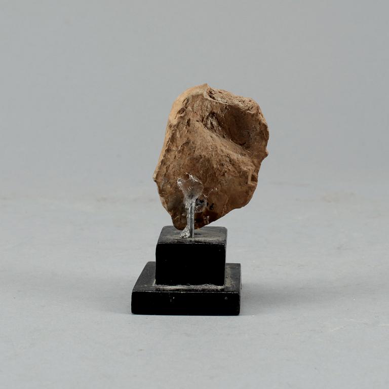 FRAGMENT, terrakotta, Korea, arkaiserande.