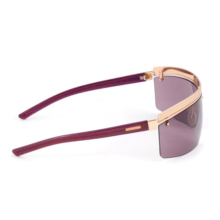 BOUCHERON, a pair of sunglasses.