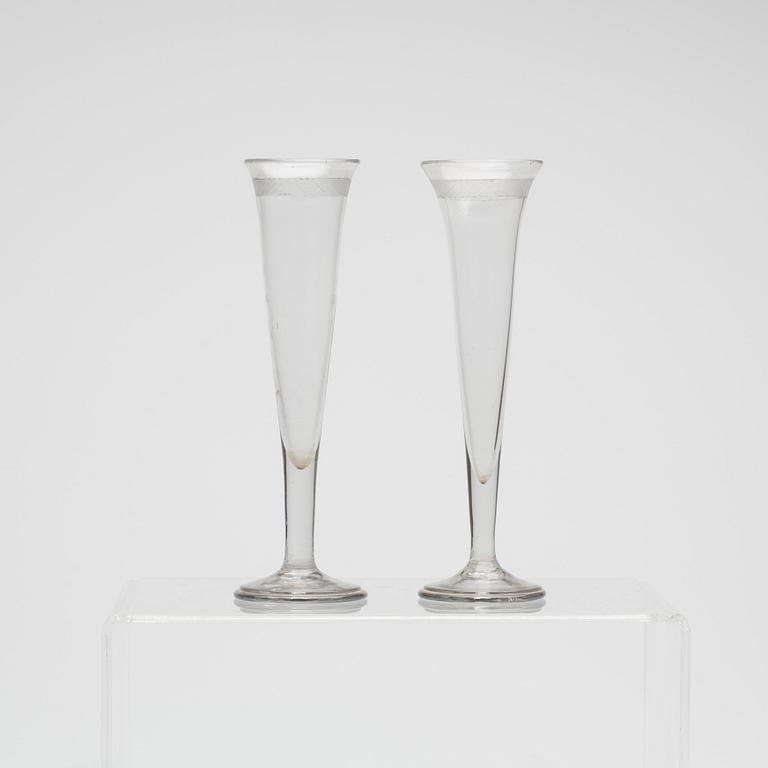 CHAMPANGESTRUTAR, ett par. sengustavianska. Omkring 1800.