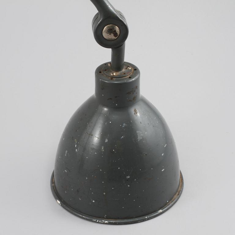 INDUSTRILAMPA, 1900-tal.