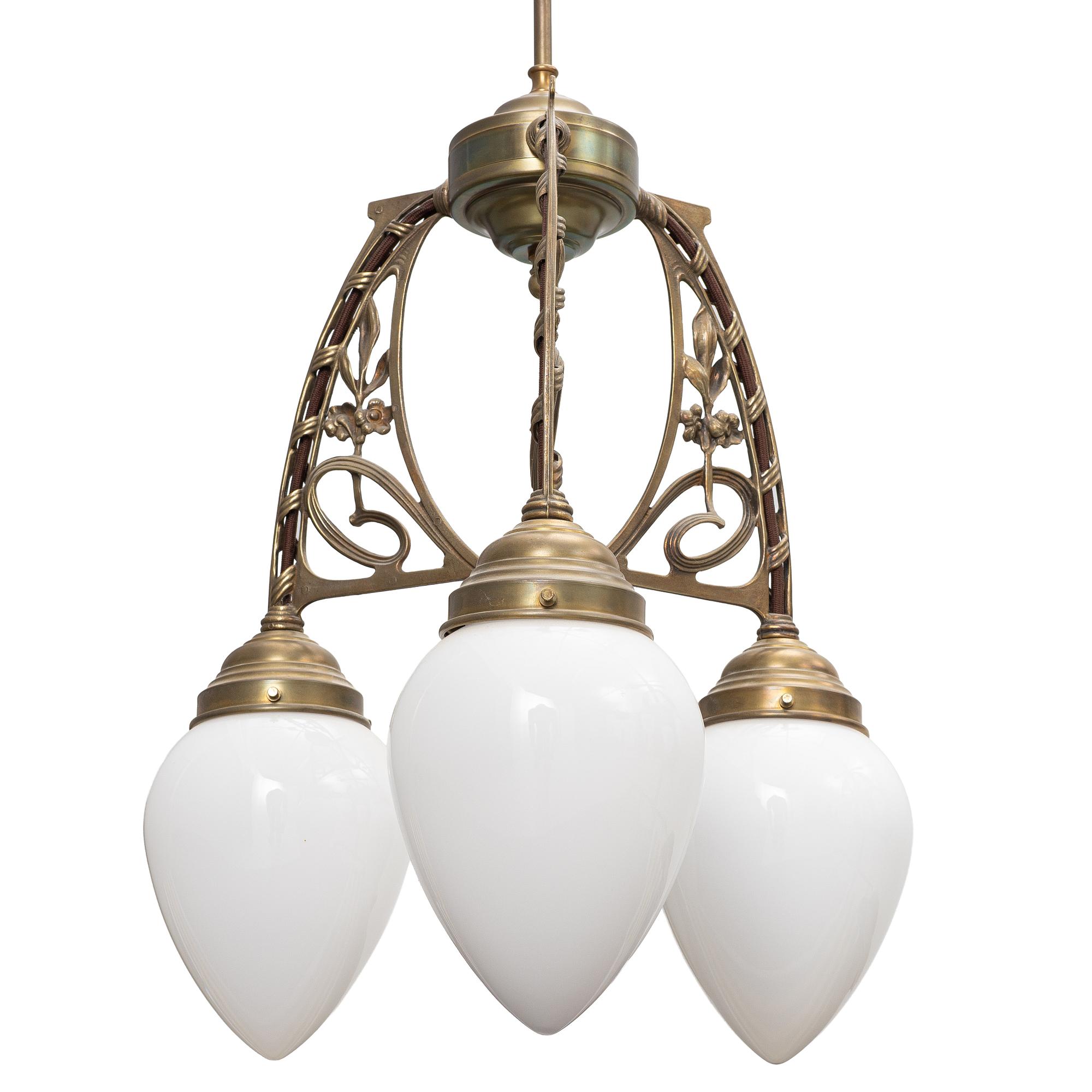 Ceiling lamp, D53, Art Nouveau style, circa 2000, Berliner Messinglampen, Germany.