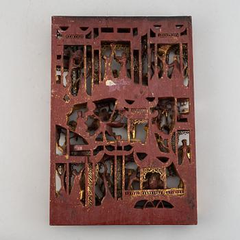 Dekordel, trä och metall. Sen Qingdynasti, 1800-tal.