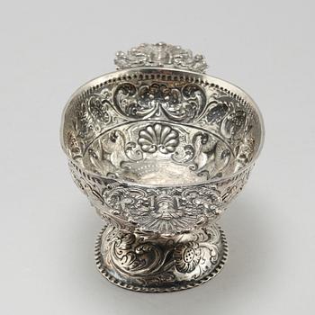 A silver brandy-bowl, likely by Hendrik van Manen, Sneek, Netherlands, 1782.