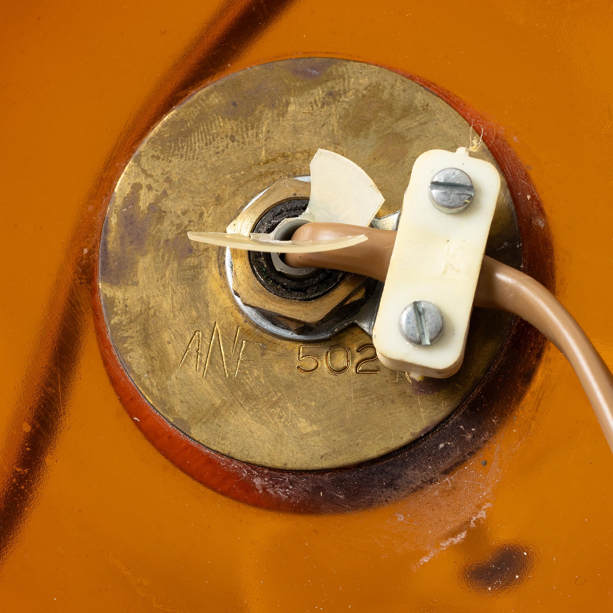 Golvlampor ett par, Nybro Armaturfabrik, 1900-talets andra hälft.