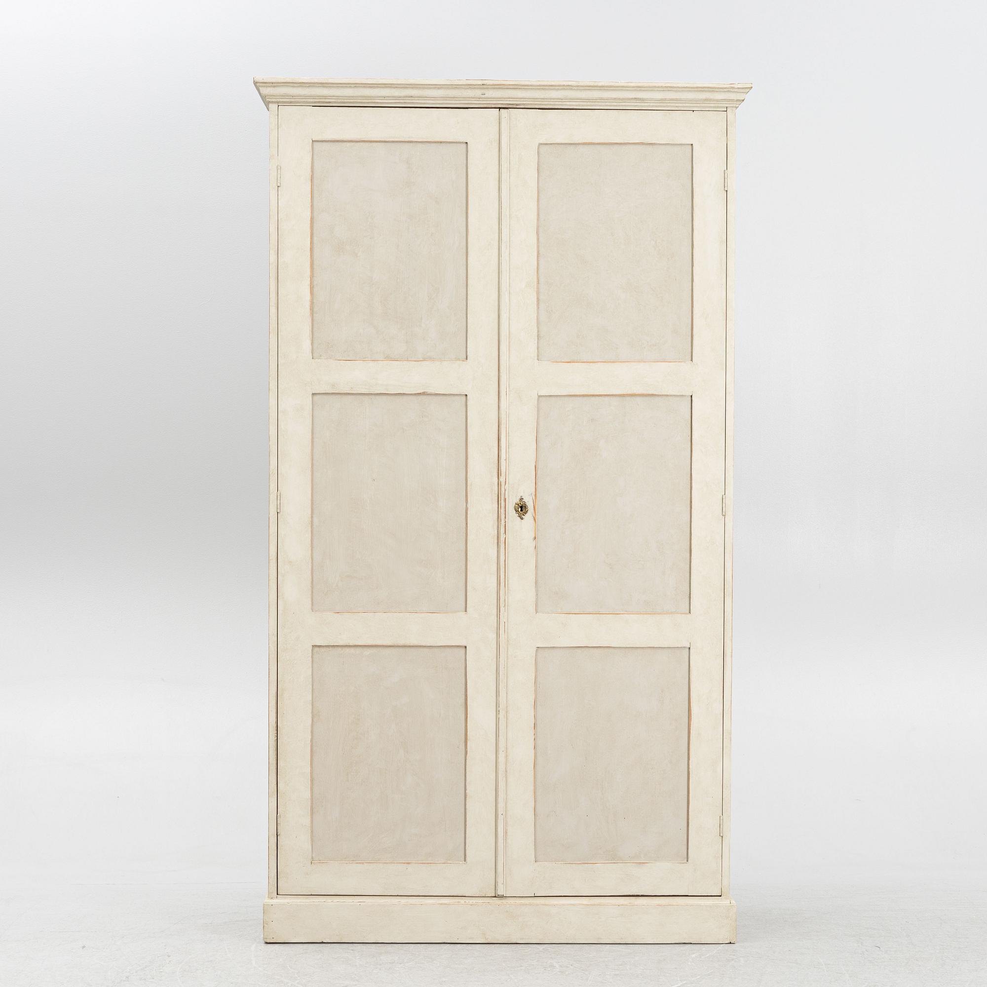 Klädskåp, tidigt 1900-tal.