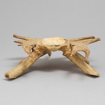 NILS NILSSON SKUM, hornmontage/skål, signerad och daterad 1933.