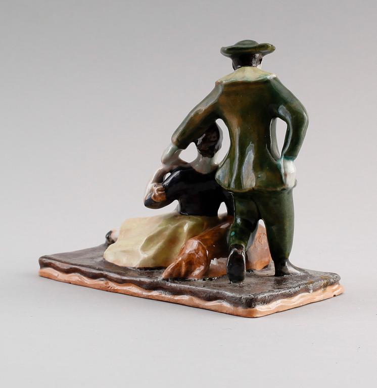 FIGUR, lergods, Wiener Werkstätte, Österrike, 1900-talets första hälft.