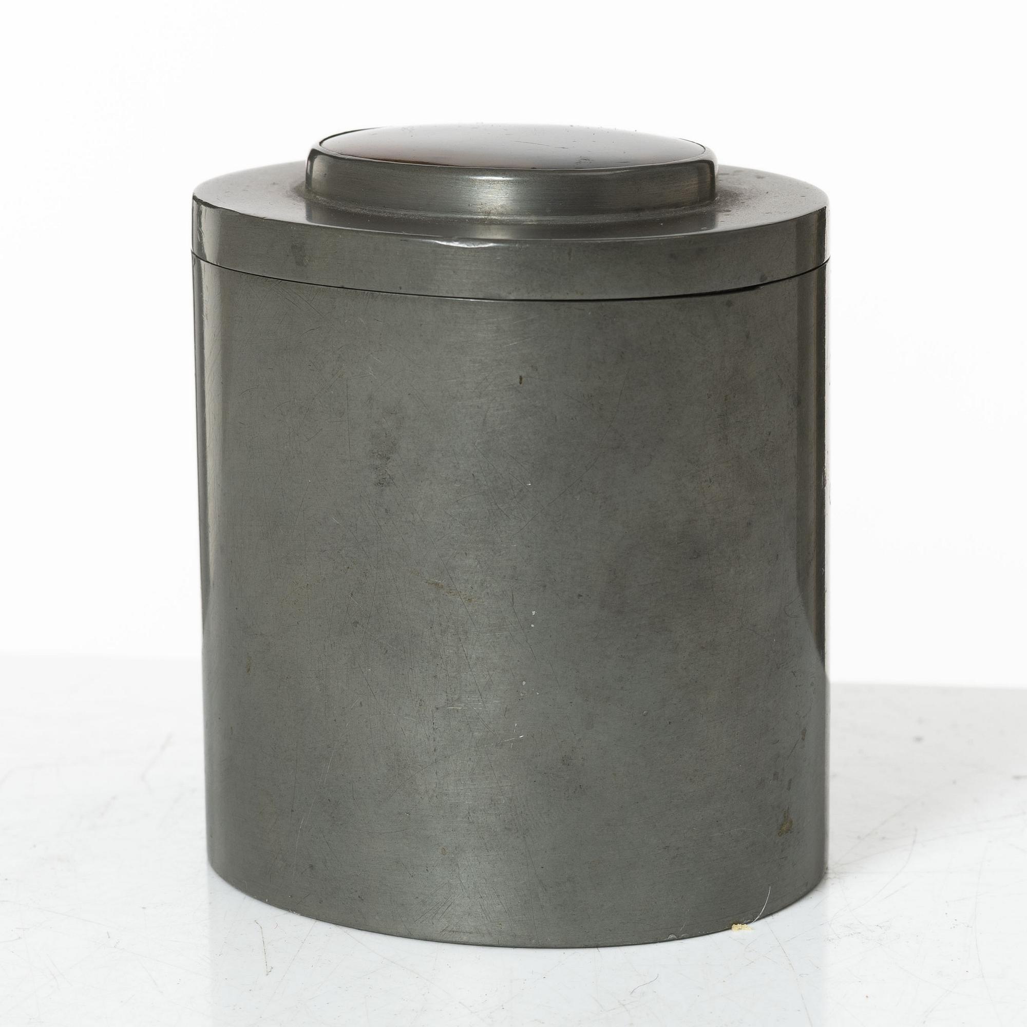 Estrid Ericson, burk, Firma Svenskt Tenn, Stockholm, 1952.