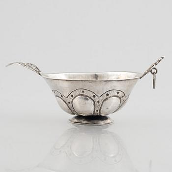 A Swedish silver cup, mark of Per Wilhelm Hanngren, Falun (active 1796-1815).