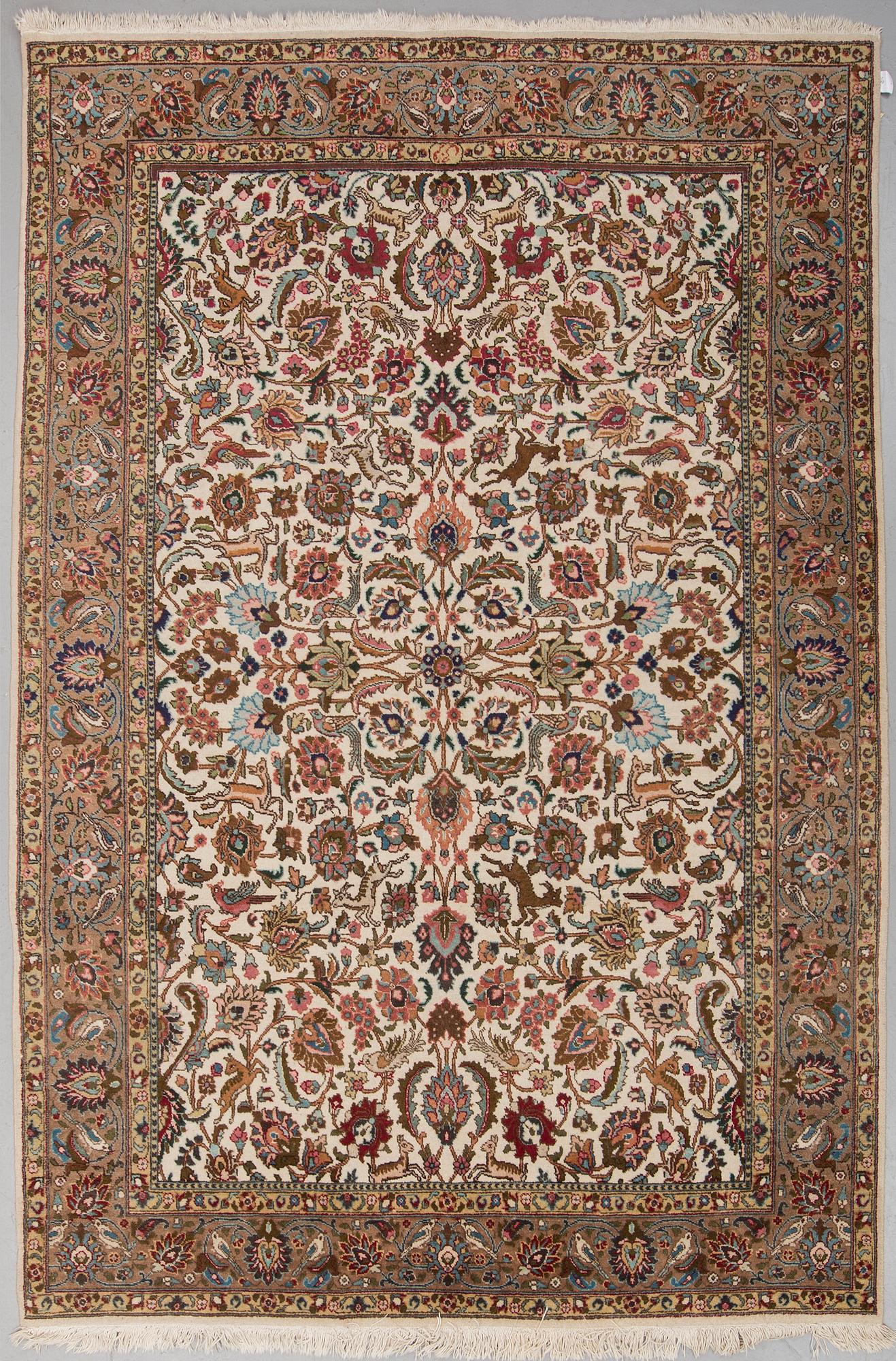 MATTO, a semi-antique Tabriz, ca 311 x 208 cm.