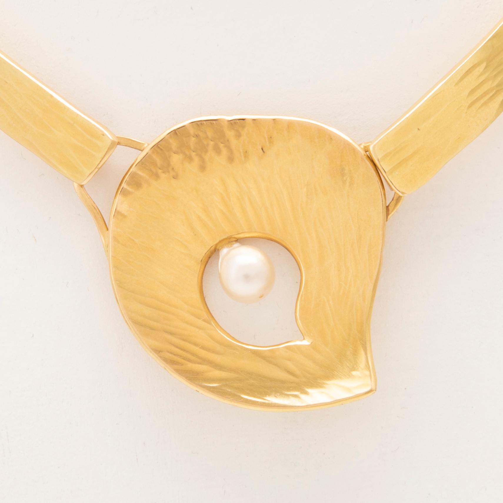 Elon Arenhill, halsband 18K guld och odlad pärla 1992.