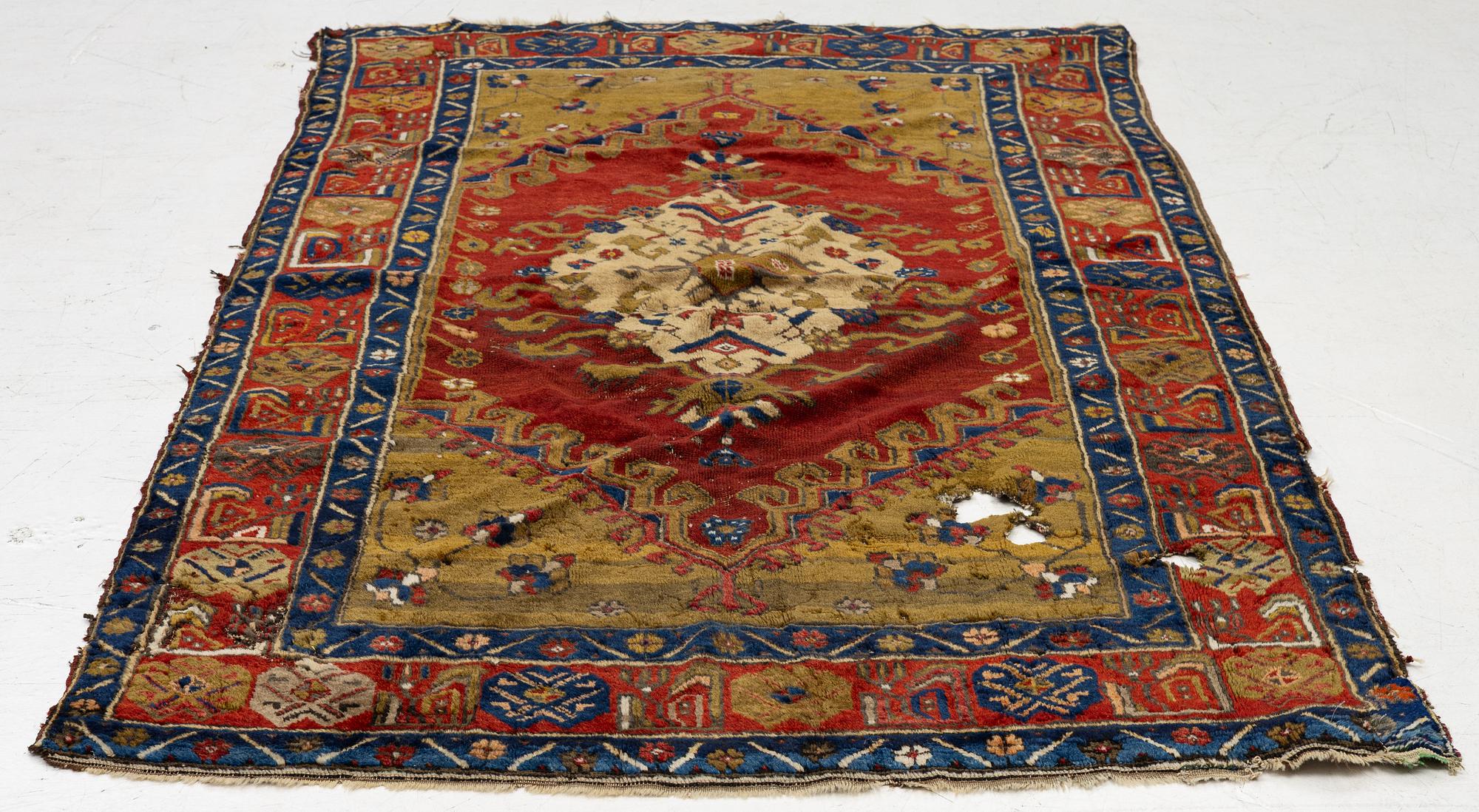 An  antique Taşpınar rug, Aksaray region, Turkey, c. 182 x 109 cm.