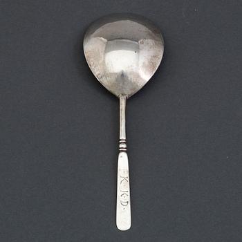 A Norwegian 17th century silver spoon, unmarked.