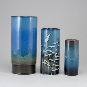 JACKIE LYND, a set of three stoneware vases, Rörstrand, Sweden.