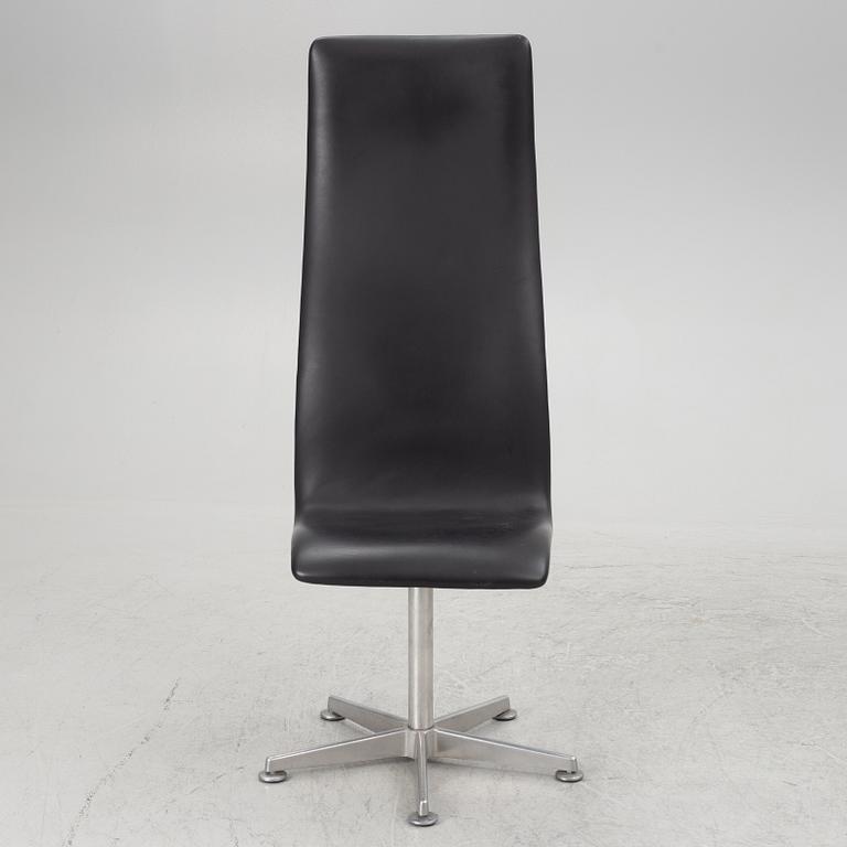 Arne Jacobsen, an 'Oxford Chair', Fritz Hansen, Denmark 1998.