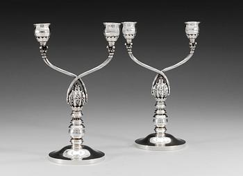 GEORG JENSEN, kandelabrar, ett par för två ljus, Köpenhamn 1921,