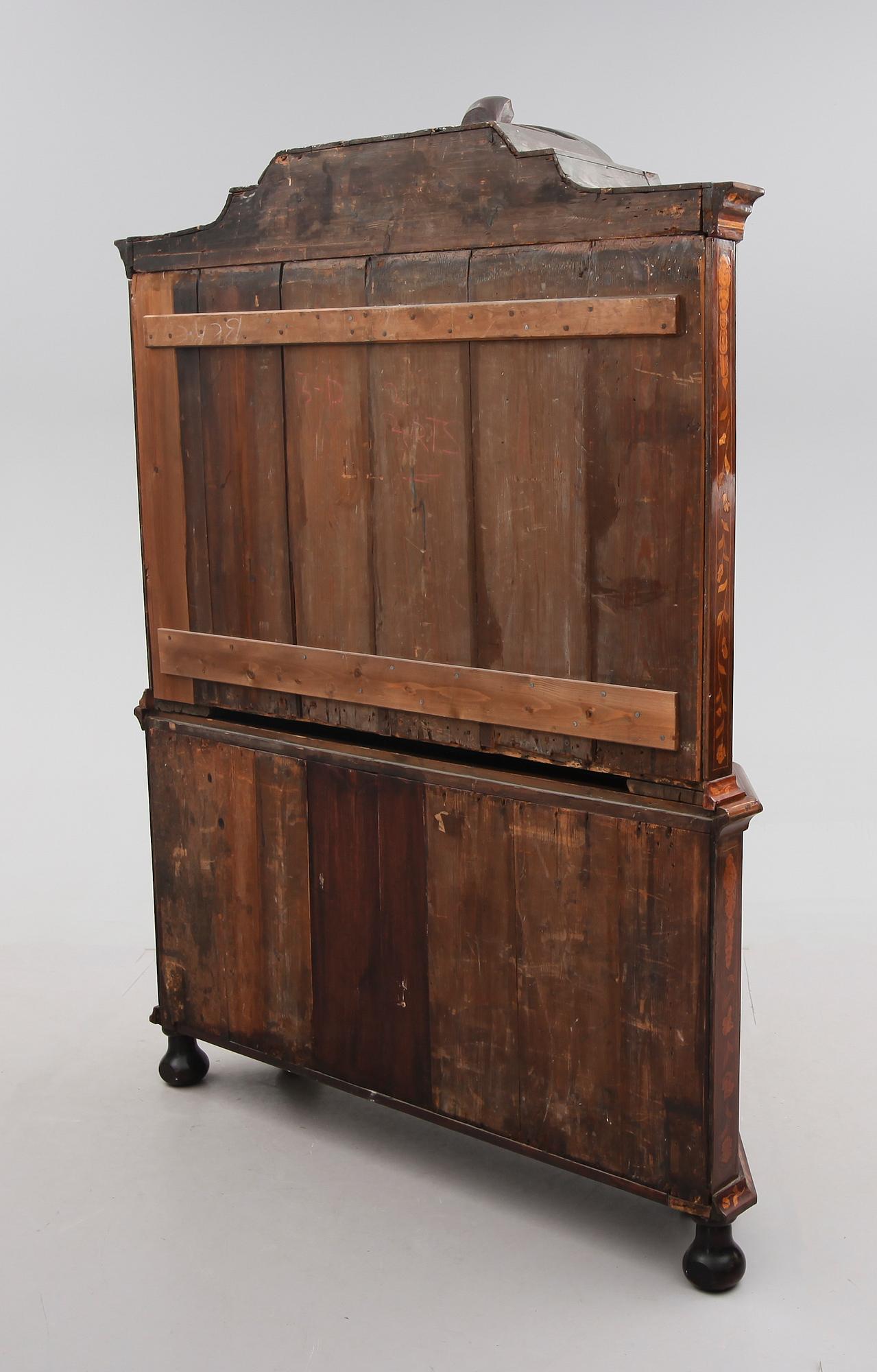 VITRINSKÅP, Holland, 1800-tal.