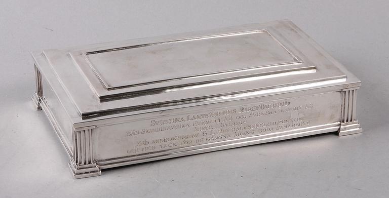 SKRIN, silver, K Andersson Stockholm 1936. Tot vikt ca 2100 gram.