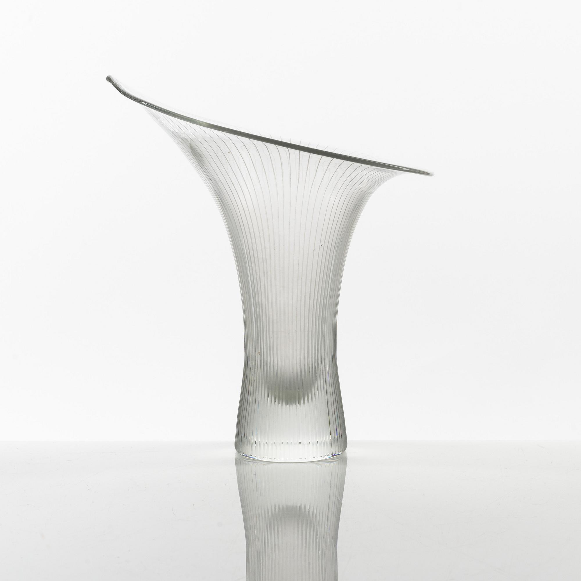 Tapio Wirkkala, vase, "Kanttarell", signed Tapio Wirkkala, Iittala -55.
