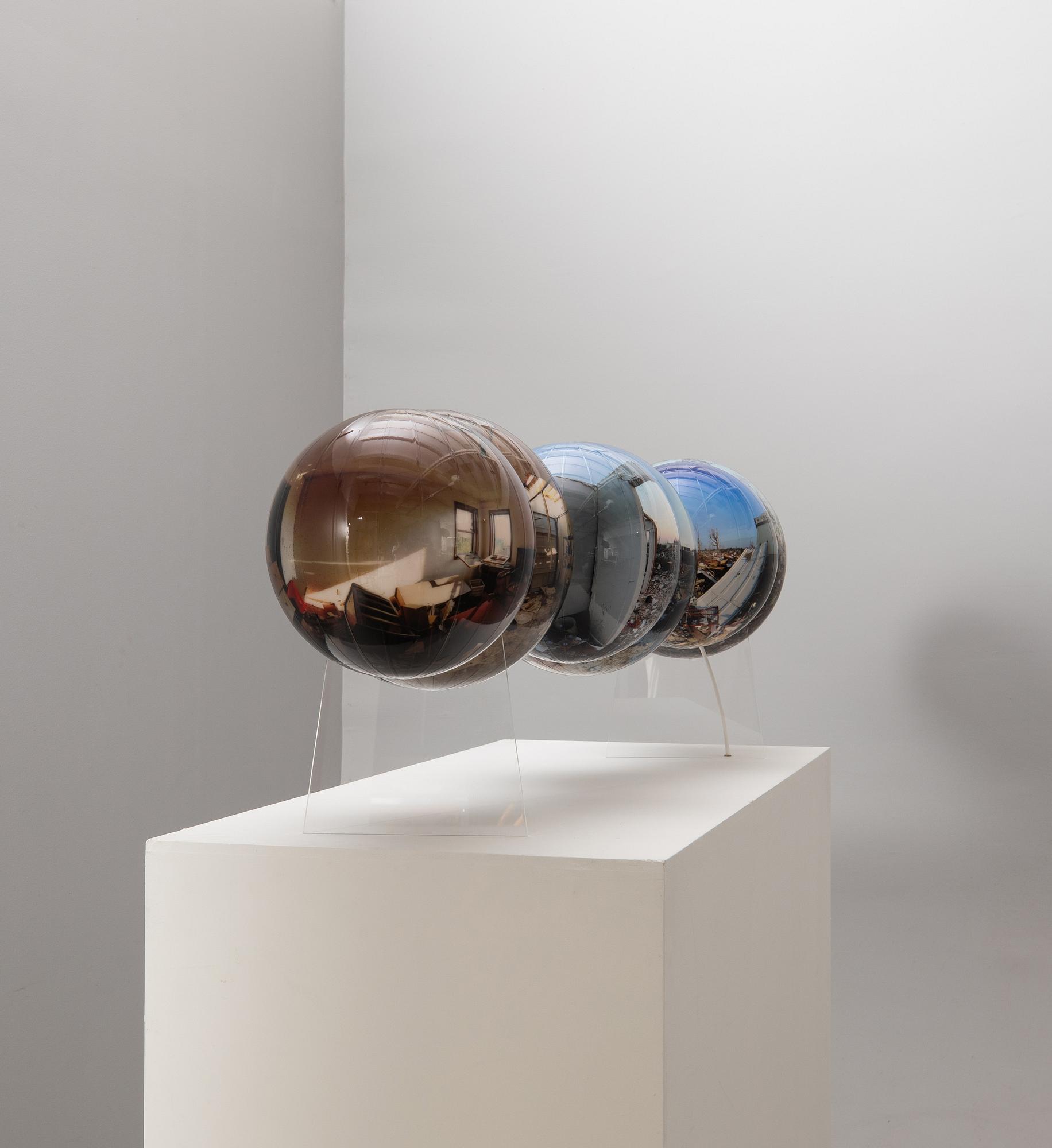 Bigert & Bergström (Mats Bigert, Lars Bergström), "Tornado Trail".