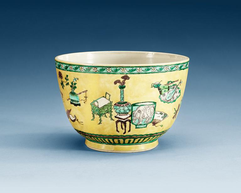 A bisquit famille verte bowl, Qing dynasty, with Kangxi's six character mark and period (1662-1722).