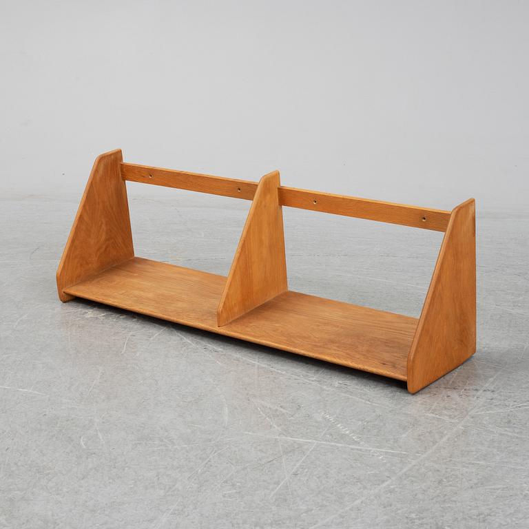 HANS J WEGNER, vägghylla, för Ry möbler, Danmark.
