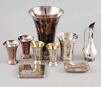 PARTI SILVER, 9 delar, bl a GAB, Stockholm samt svenska importstämplar, 1900-tal. Vikt 695 g.