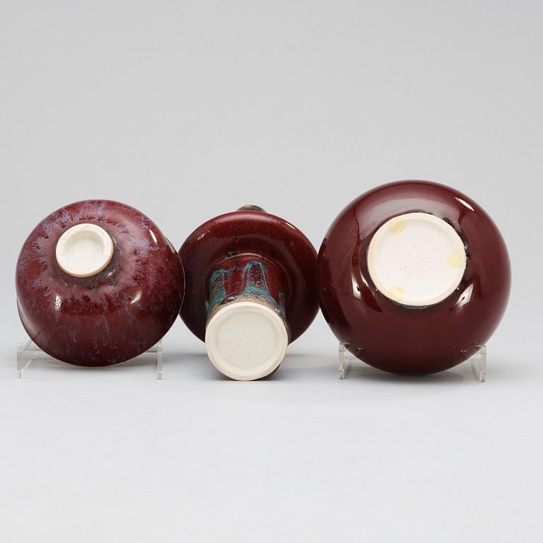 A set of two Stig Lindberg stoneware vases and a bowl, Gustavsberg Studio 1971 and 1980.