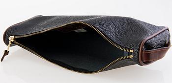 MULBERRY, NECESSÄR OCH FILOFAX.