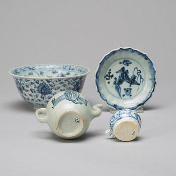 A group of blue and white South East Asian ceramics, 16th-20th Century.