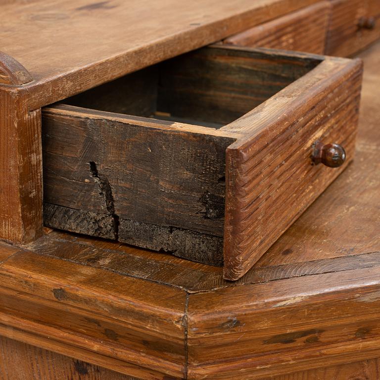 A pine wood cabinet, first part of the 19th Century.