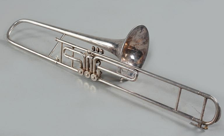VENTILBASUN, Amati Kraslice, 1900-talets andra hälft.