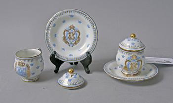 CREMEKOPPAR, 2 st, porslin, Rörstrand.